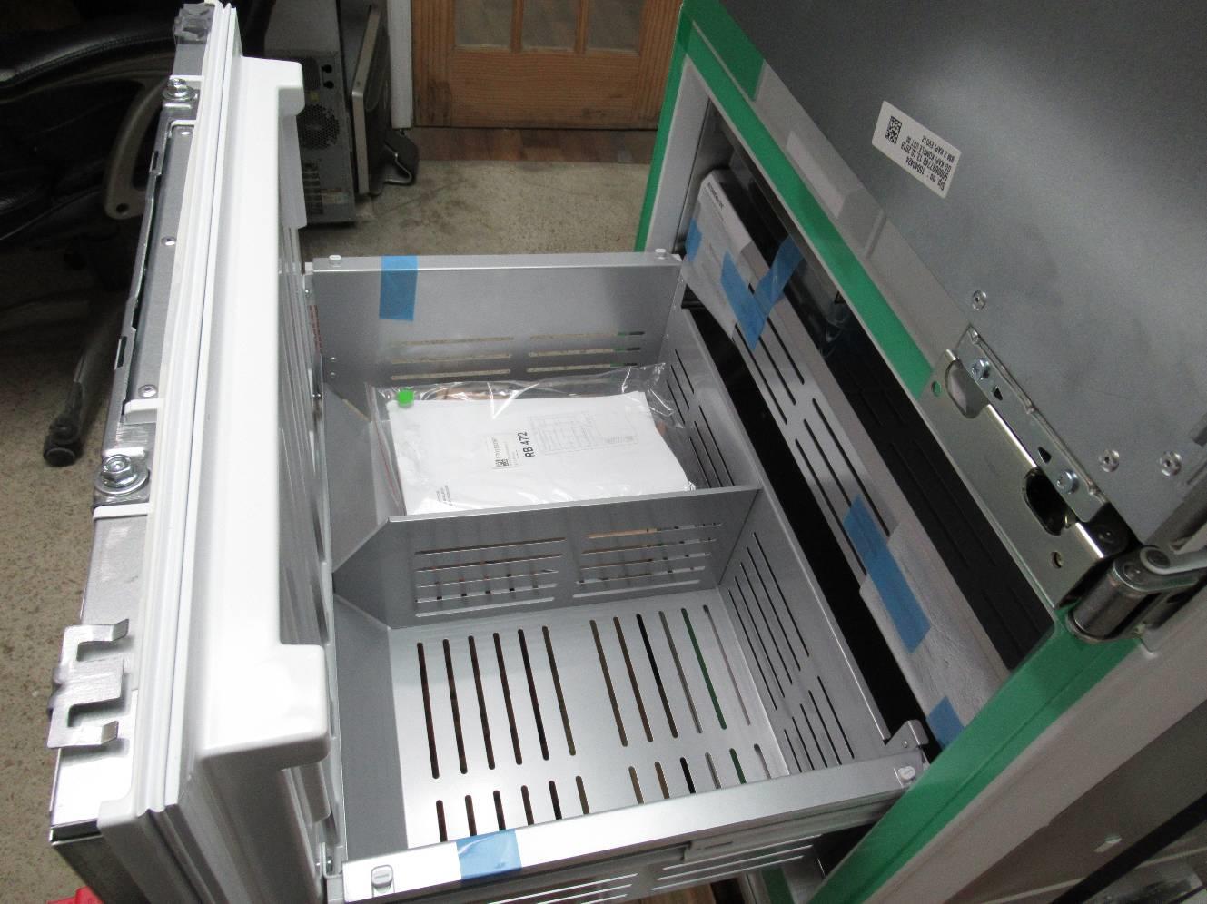 Gaggenau 30" Ice Maker Custom Integrated BottomFreezer Refrigerator