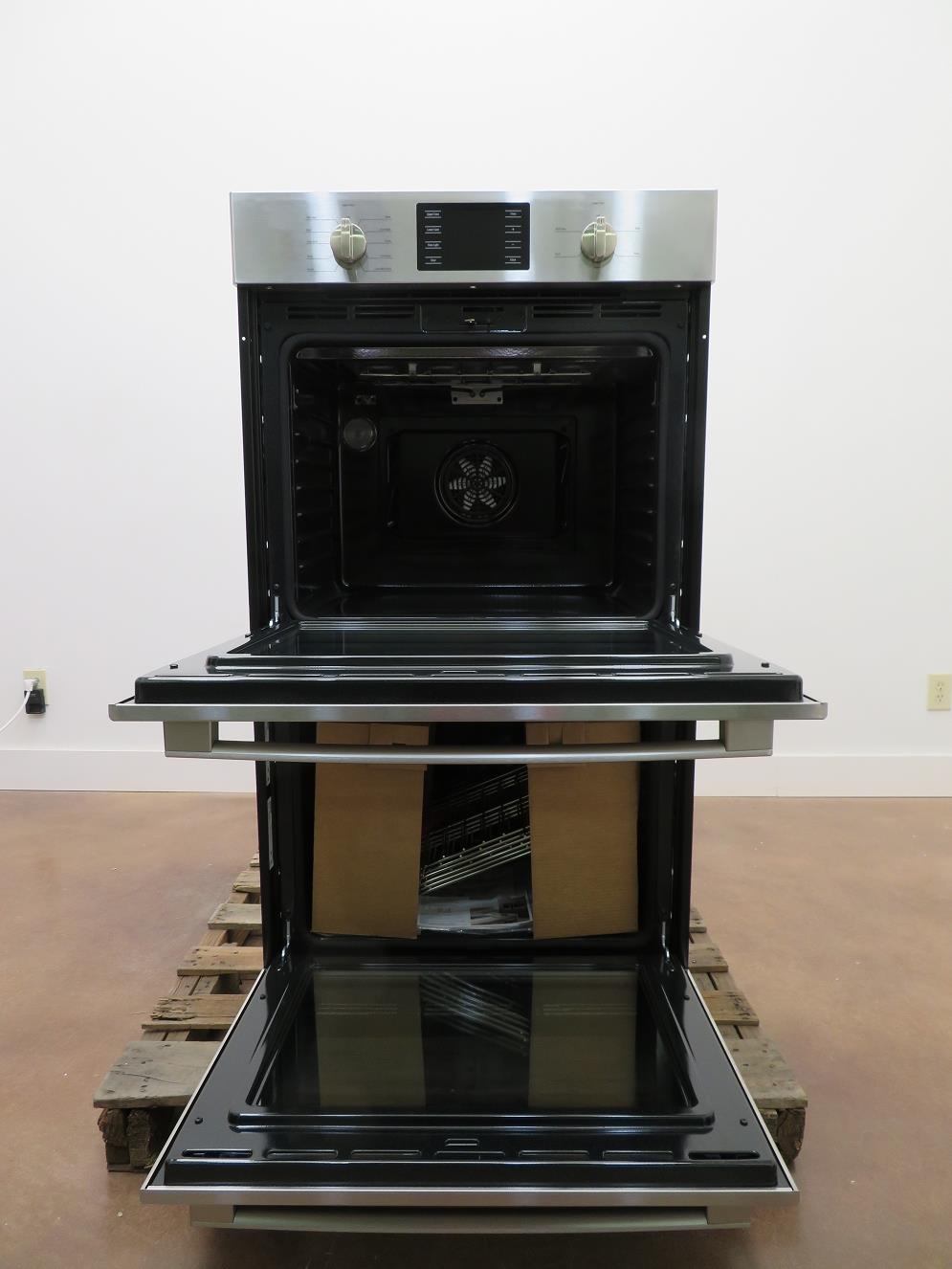 Bosch 500 30" European Convection Double Electric Wall Ovens HBL5651UC