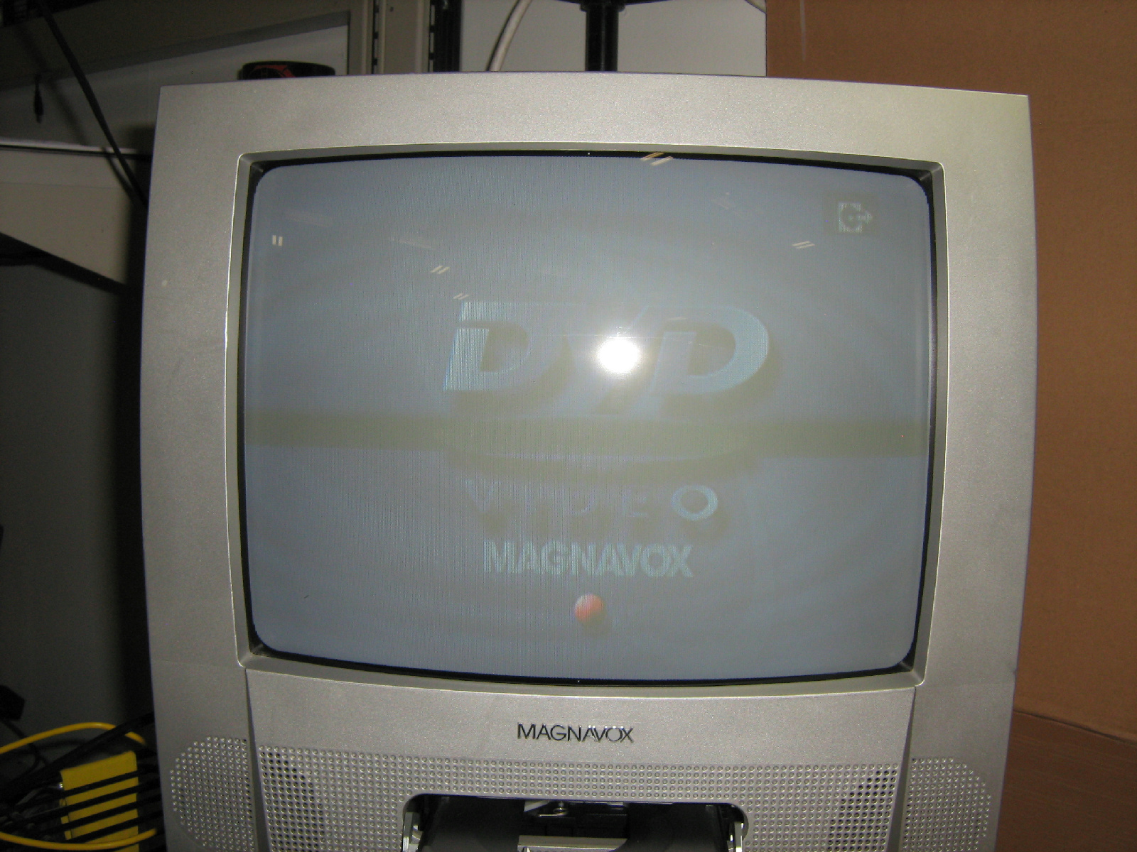 Vintage Magnavox 13" CRT Color Television DVD Combo Gaming 13MDTD20