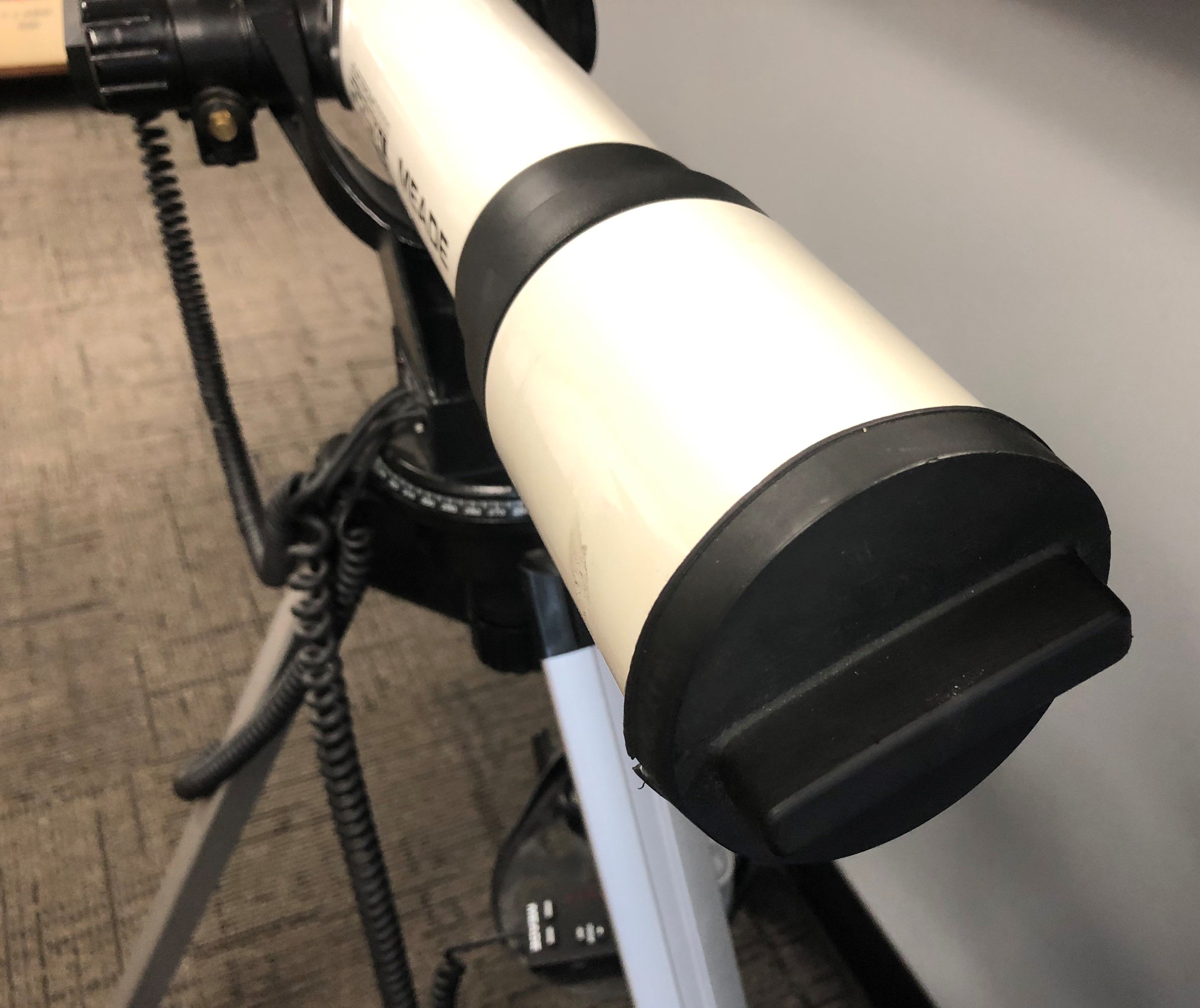 MEADE DS70 MultiCoated Telescope Electronic Digital Wired Remote