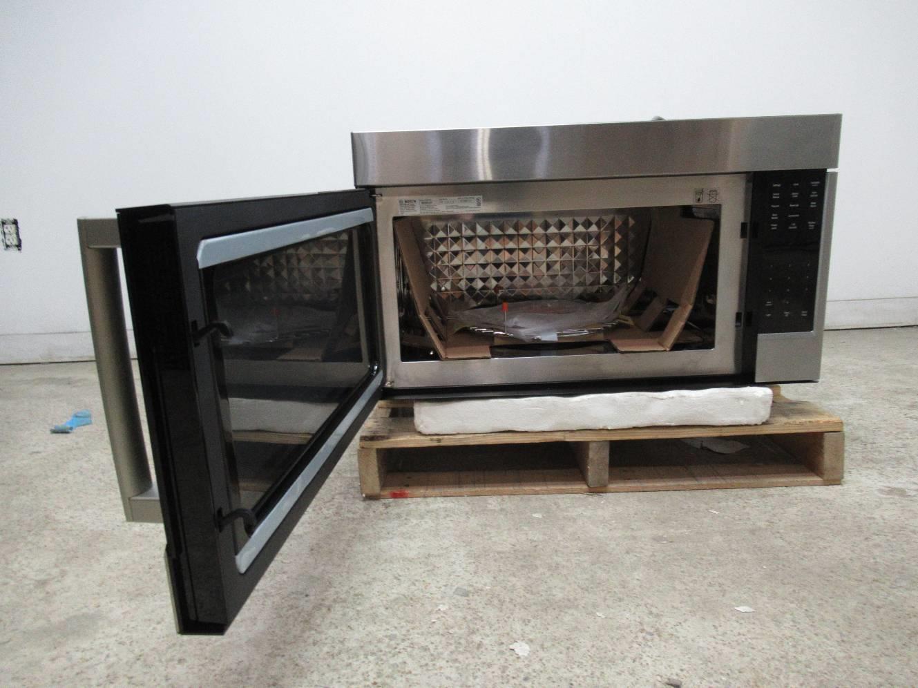 Bosch 800 Series 30" SS Over The Range 385 CFM Convection Microwave