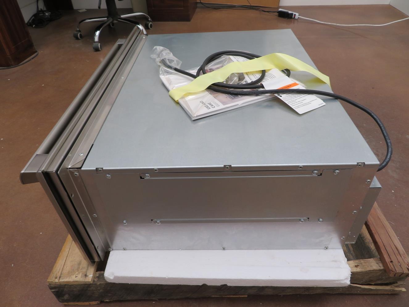 Thermador 30 Inch 2.5 cu. ft 400Watt Convection Plate Warming Drawer WDC30JS 9005382372425 eBay