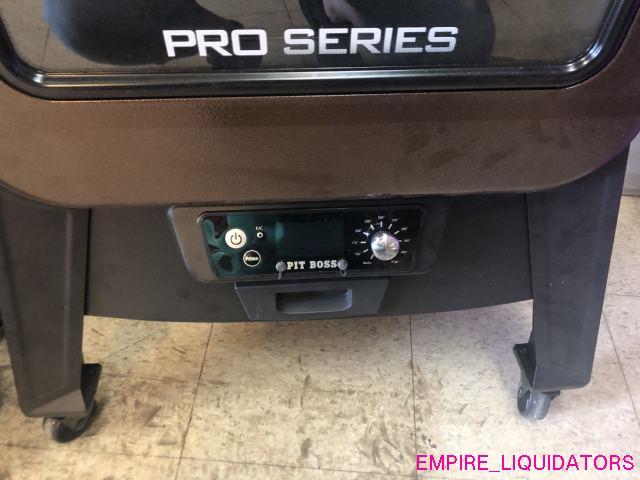 AWESOME!! Pit Boss Copperhead 5 Series Wood Pellet Vertical Smoker