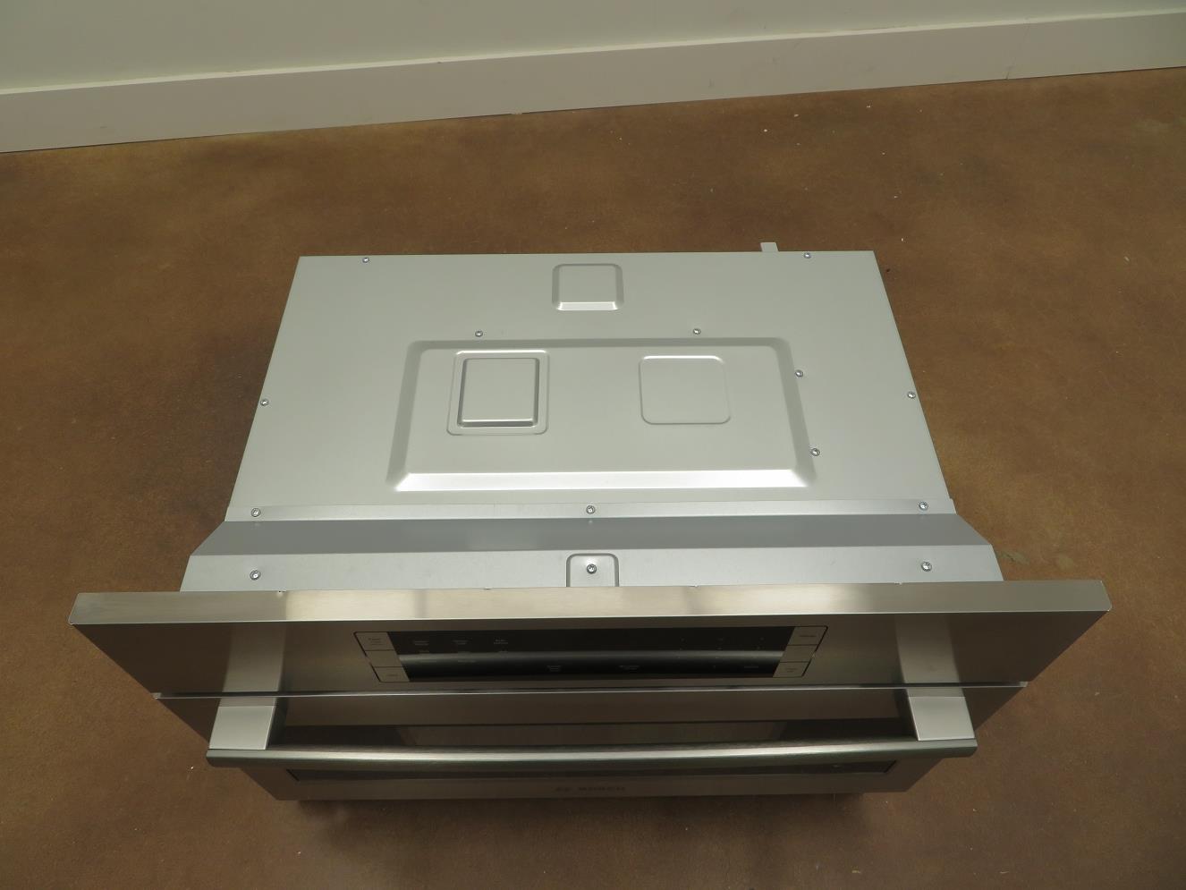 Bosch 500 Series 30 in 1.6 cu ft Capacity BuiltIn Microwave Oven