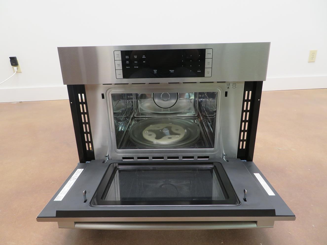 Bosch 500 Series 30 in 1.6 cu ft Capacity BuiltIn Microwave Oven