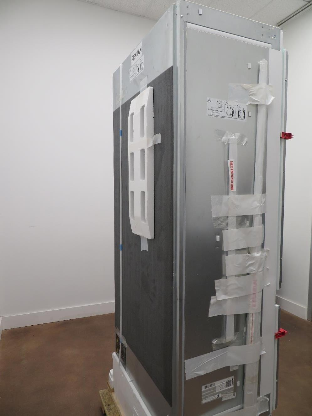 Gaggenau 36" Automatic Ice maker Fully Integrated Refrigerator RB492701