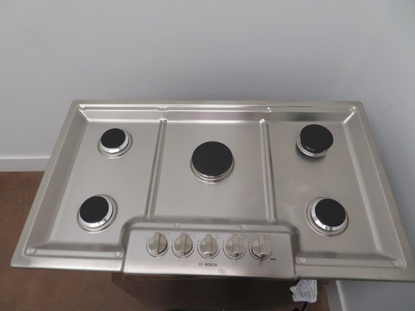 Bosch 800 Series 36'' Gas Cooktop 5 Sealed Burners CastIron Grates