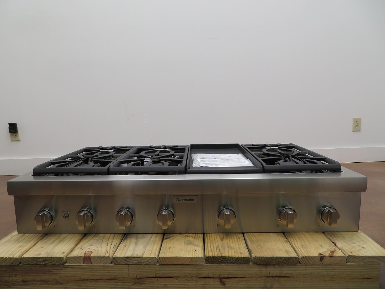 Thermador Professional Series 48" 6 Star BurnerProfessional Rangetop