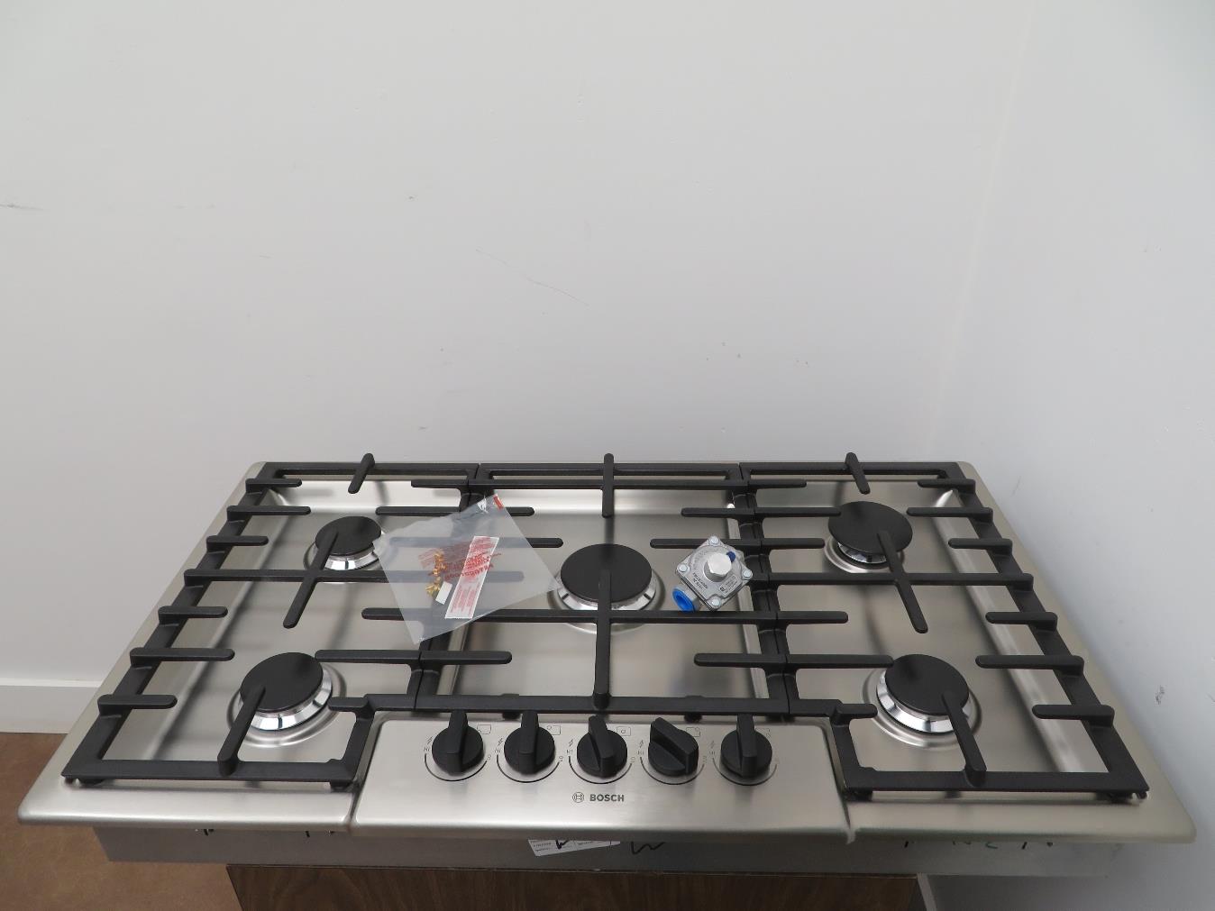 Bosch 800 Series 36'' Gas Cooktop 5 Sealed Burners CastIron Grates