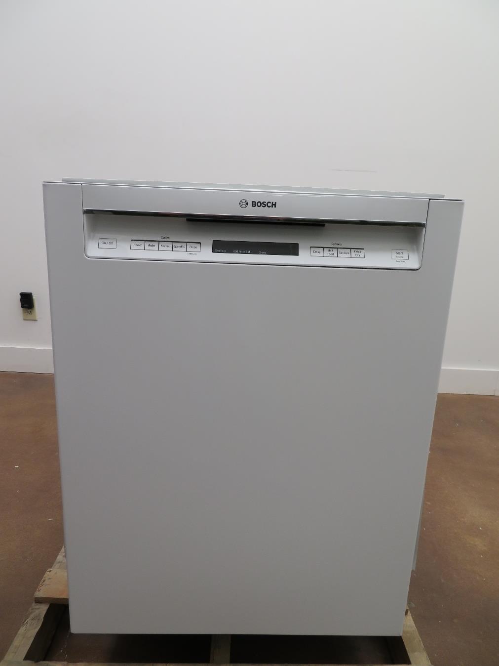 Bosch 300 Series 24" 3rd Rack Full Console White Dishwasher SHEM63W52N