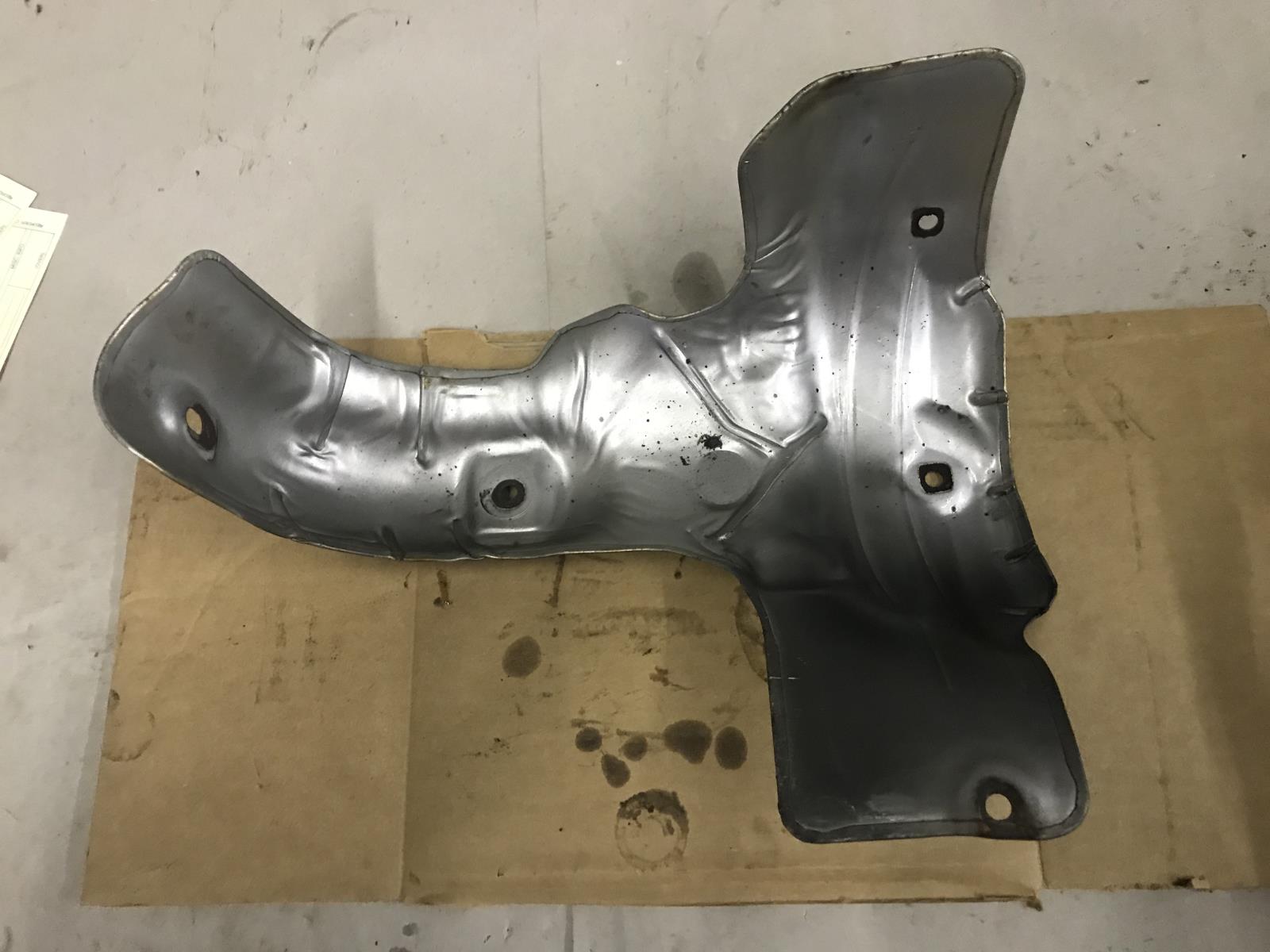 20082010 Ford F350 6.4L powerstroke turbo heat shield at16472 eBay