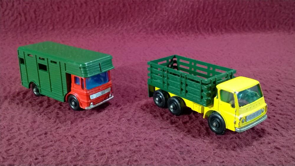 toy horse box and truck