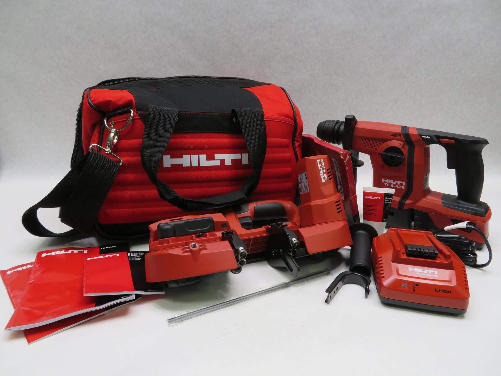 HILTI Heavy Duty Power Tool Kit SB 4A22 TE 6A22 C4/3690 w/ Bag