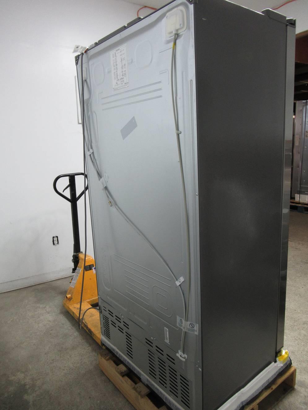 Bosch 300 Series 36" Multi Airflow System Side by Side Refrigerator