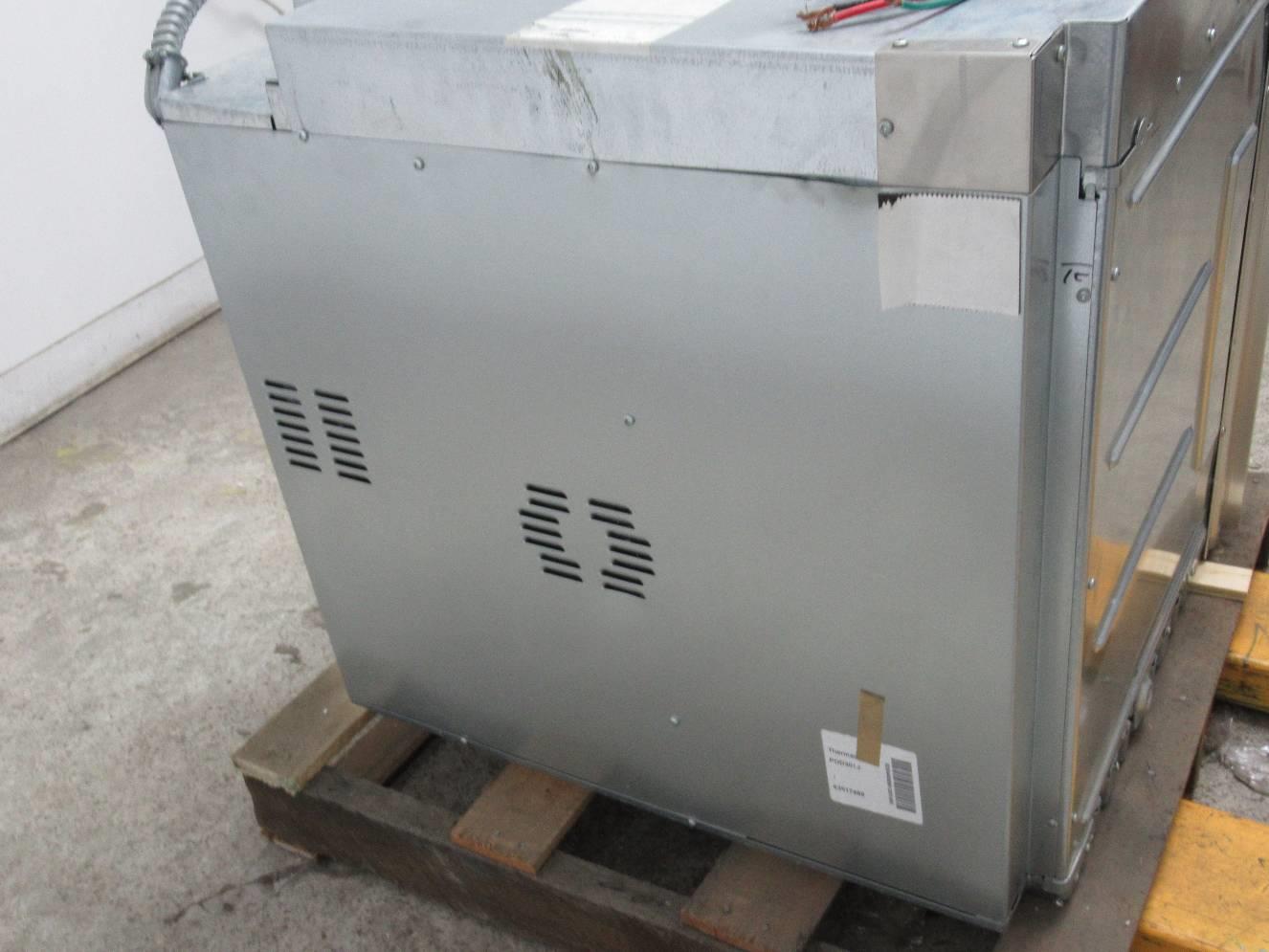 Thermador 30" 4.7 cu. ft 2 Telescopic Racks Electric Wall Oven