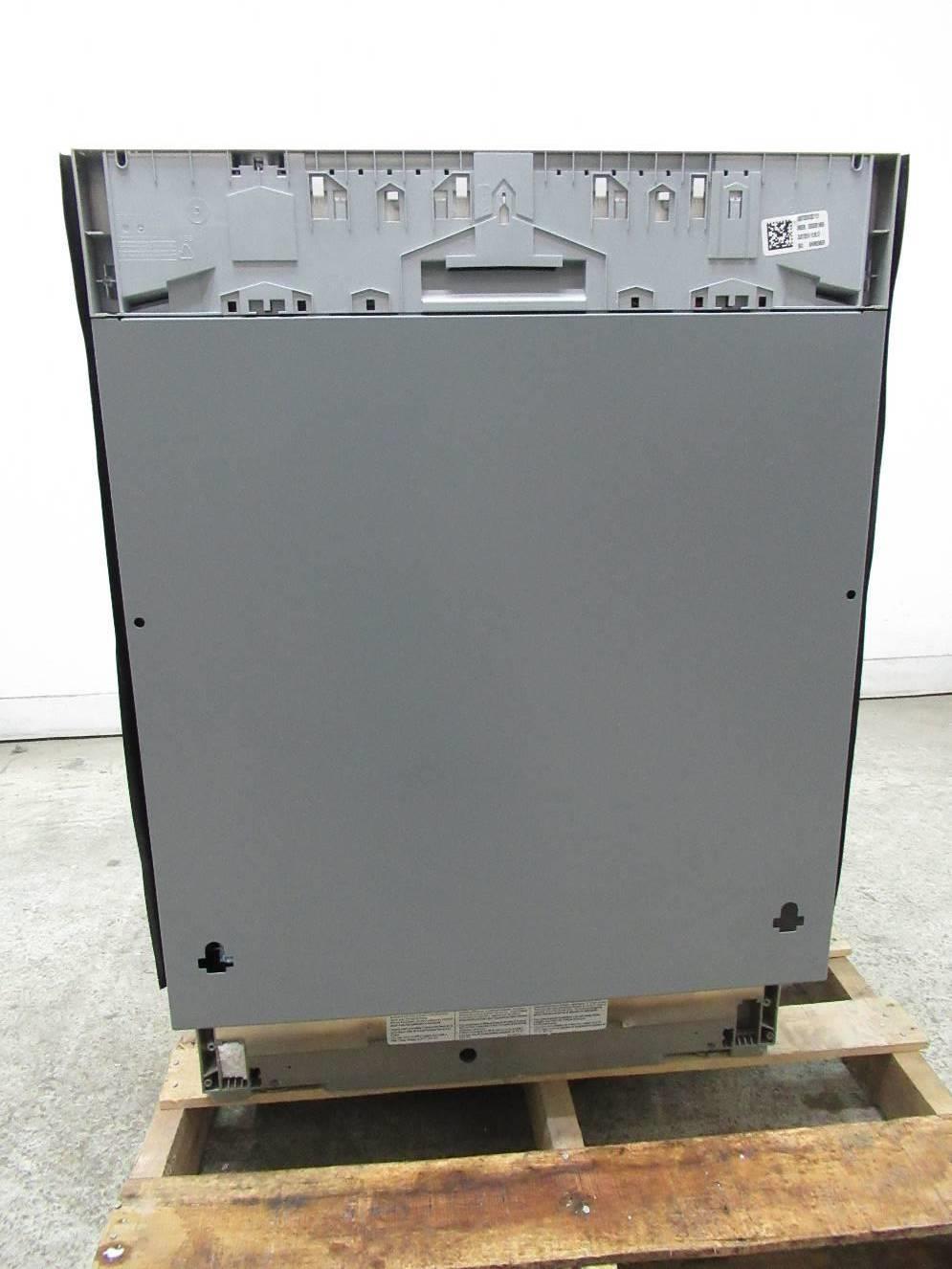 Bosch 300 Series 24" 44 dBA 3rd Rack AquaStop Integrated Dishwasher