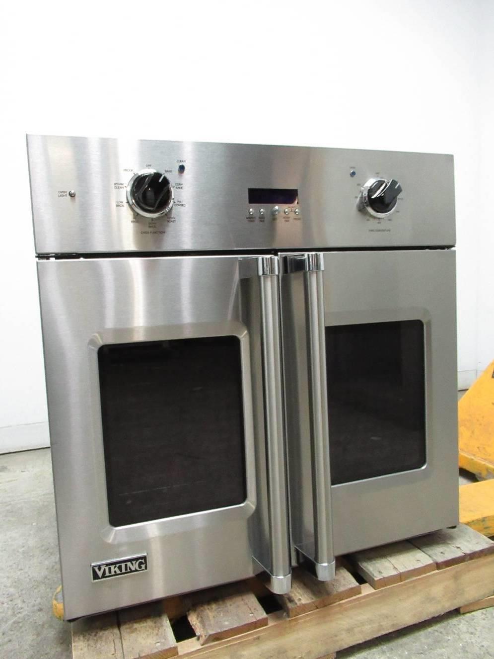 Viking Professional 7 Series 30" 4.3 Cu.Ft French Door Wall Oven