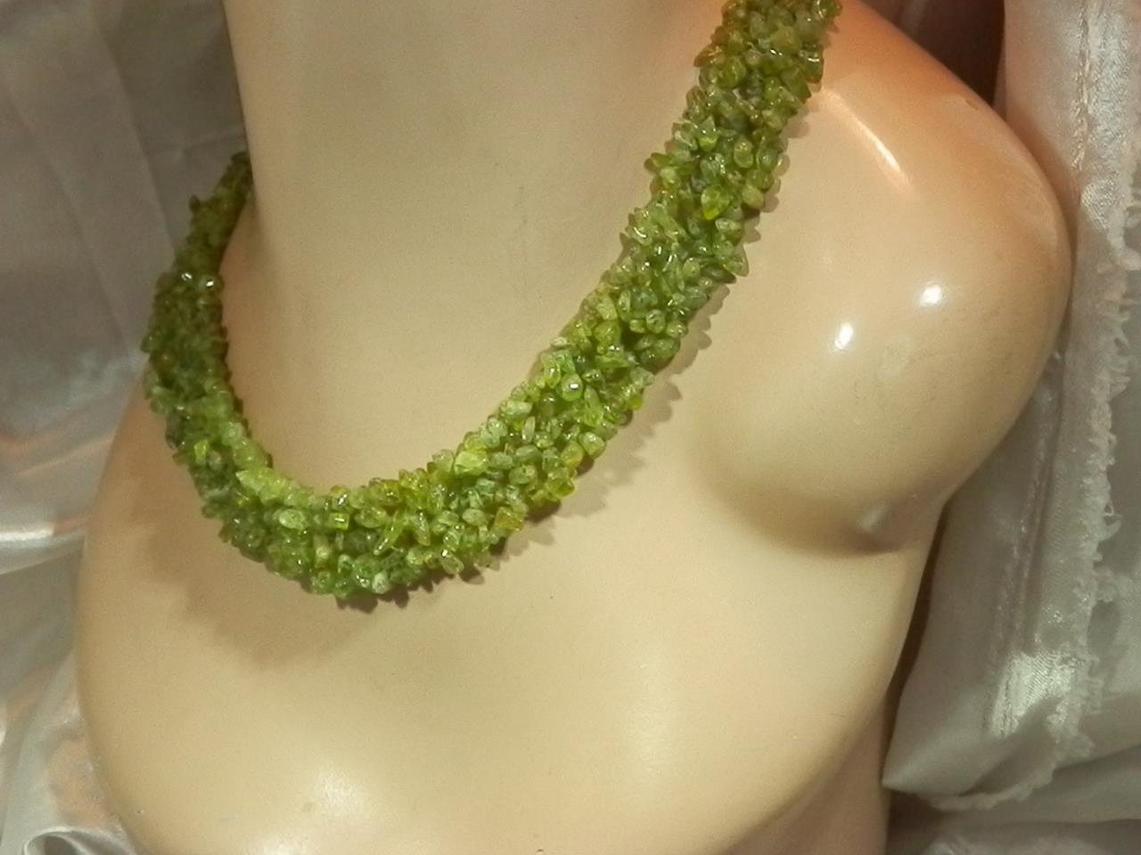 Vintage 80's Modernest Jade Green Colored Stone Wide Toggle Clasp