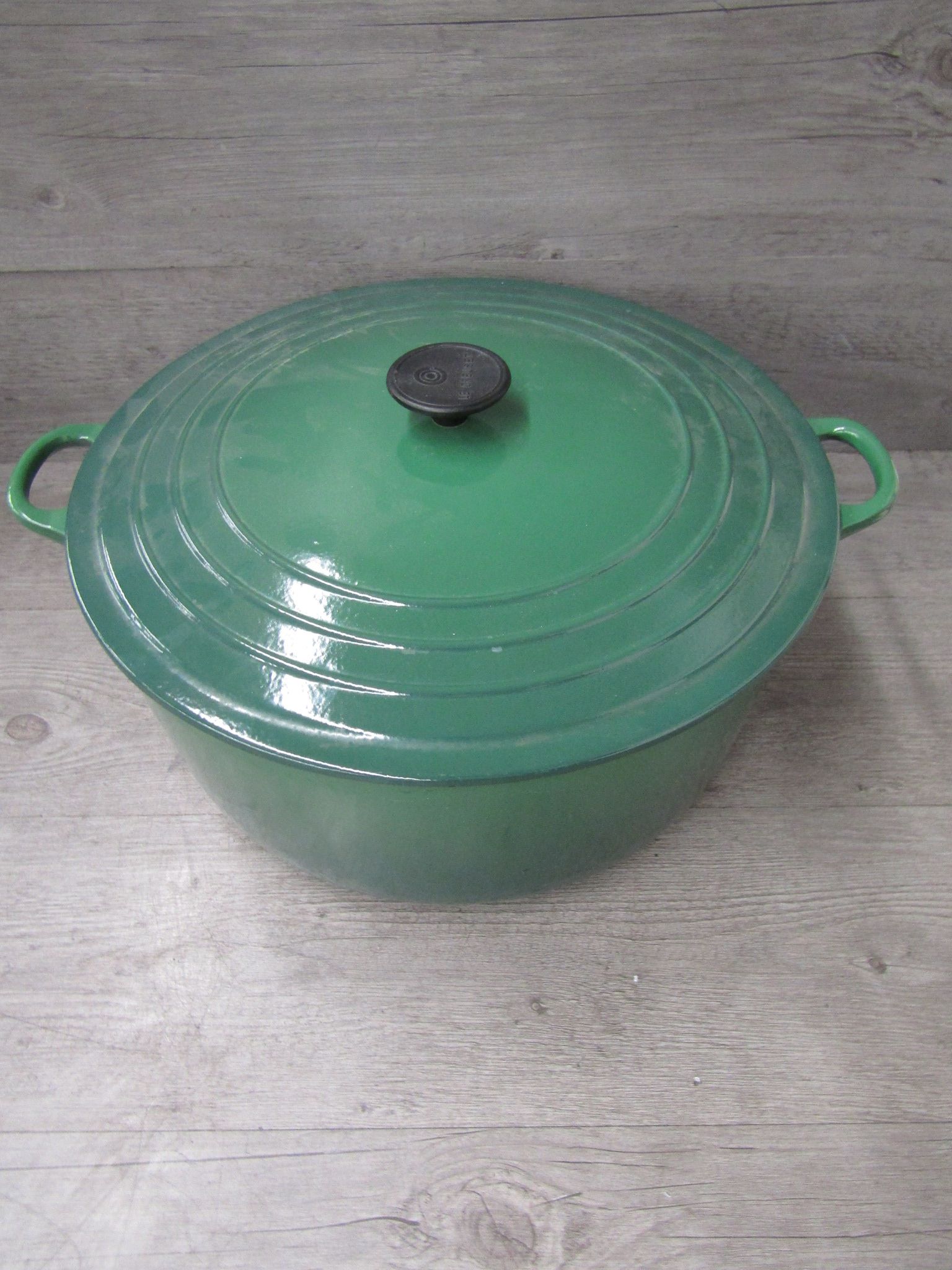 Massive Vintage Le Creuset Dark Forest Green 13 1/4 Qt Dutch Oven Cast