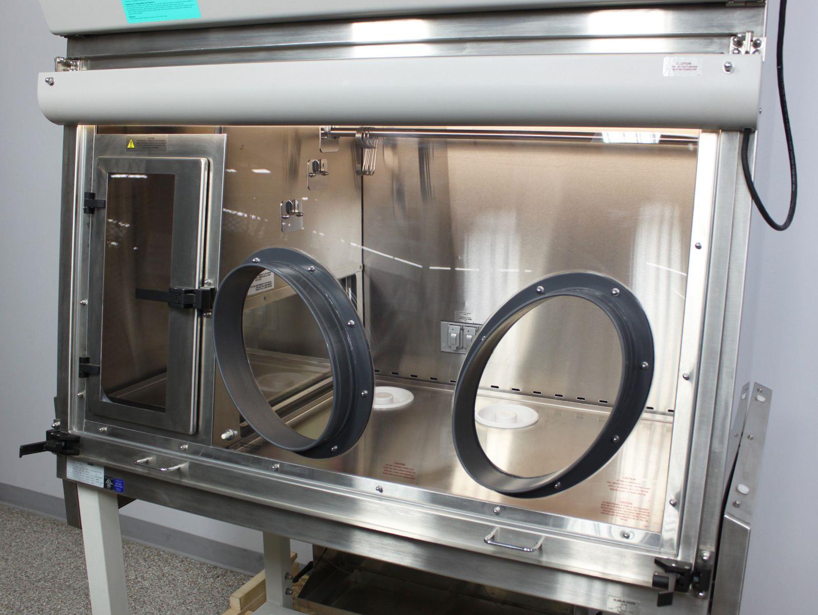 Nuaire NUNTE797400 Negative Pressure Compounding Aseptic Isolator