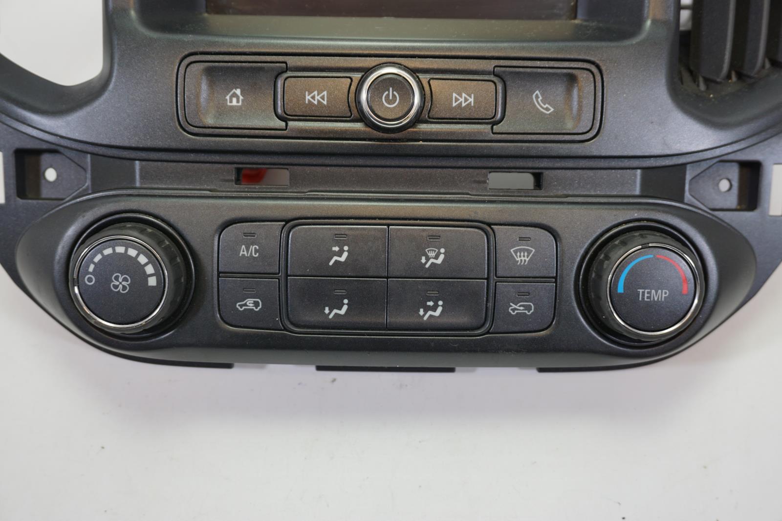 2016-2018 Chevrolet Colorado Center Dash Manual Climate 7" Screen Info