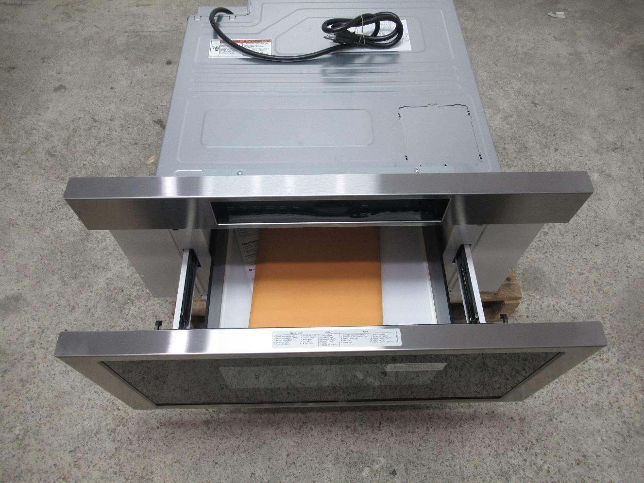 Bosch 800 Series 30" SS 1.2 cu. ft 950W Touch Control Microwave Drawer