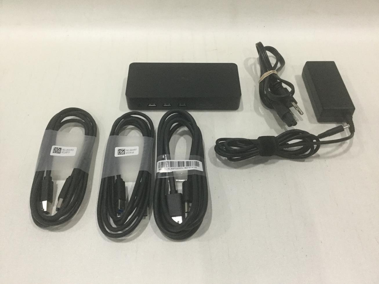 Dell D3100 USB 3.0 4K Docking Station with Power and Cables / 036M9K