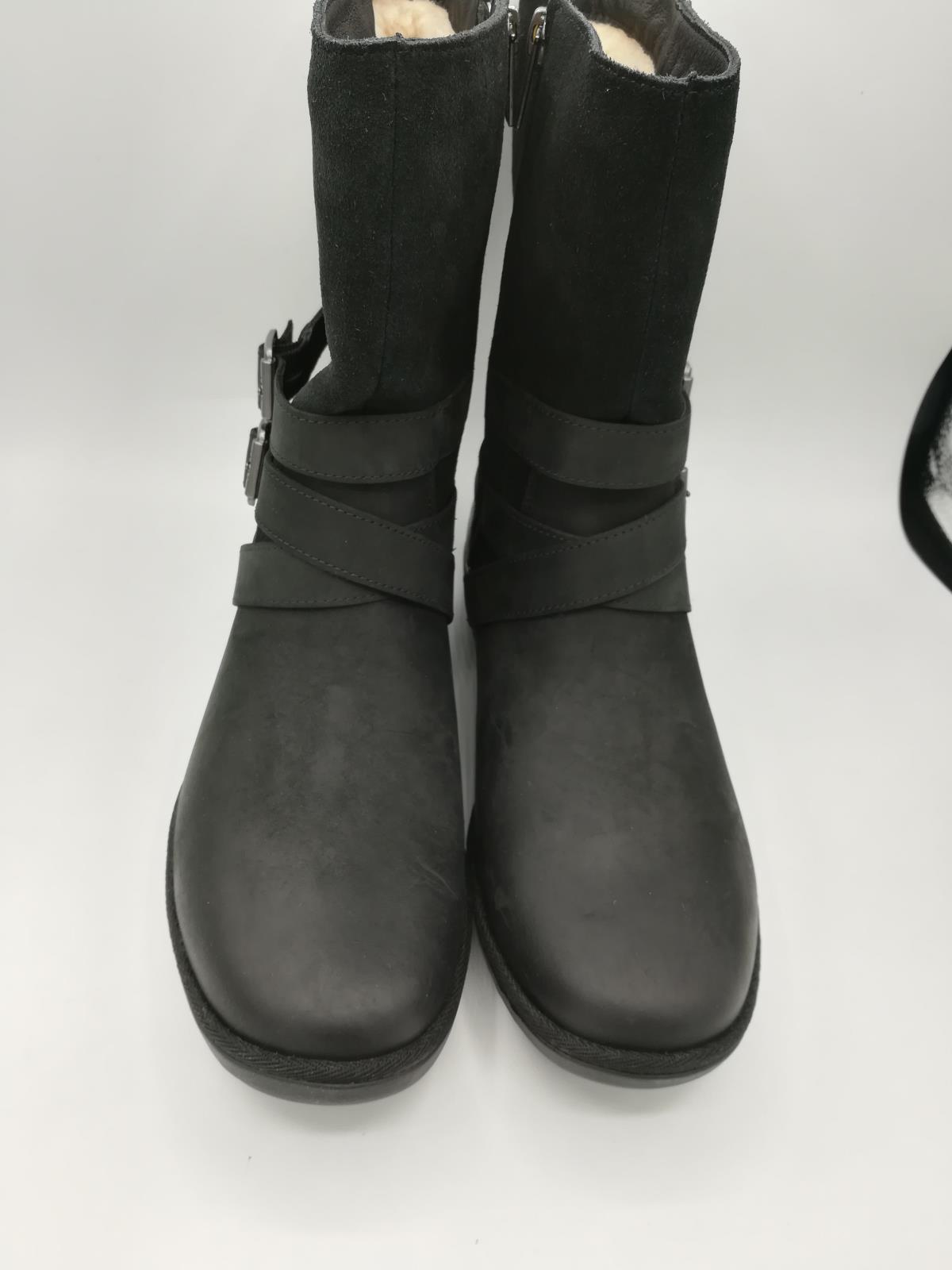 ugg lorna boot black