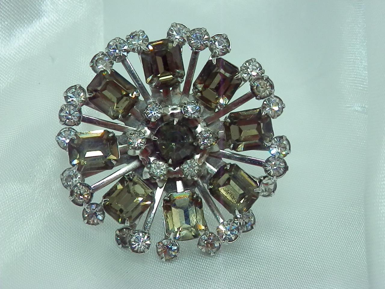 Stunning Vintage 50s Deco Baguette Rhinestone  Brooch 5JN0