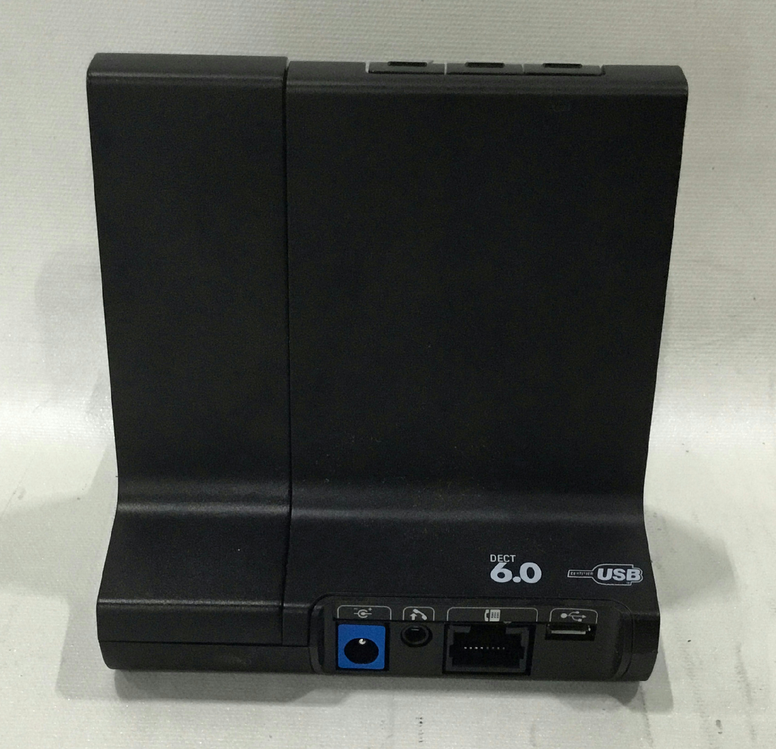 Plantronics W8200B Wireless Communication System Headset & Base Unit