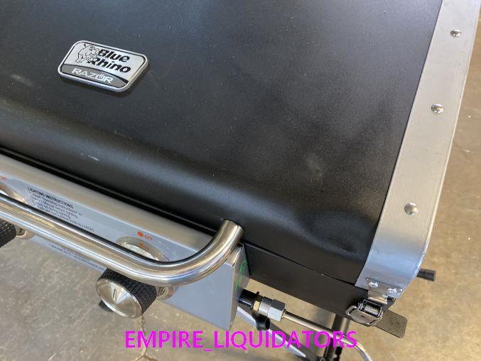 BLUE RHINO RAZOR GRIDDLE POWDER COATED 2-BURNER LIQUID PROPANE GRILL
