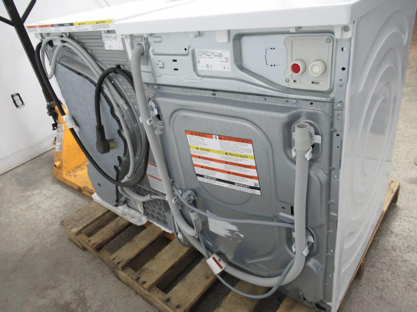 Bosch 300 Series WHT Front Load Washer + Dryer White WAT28400UC / WTG86400UC eBay