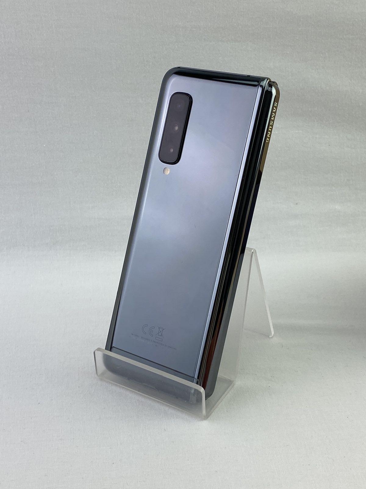 galaxy fold cosmos black