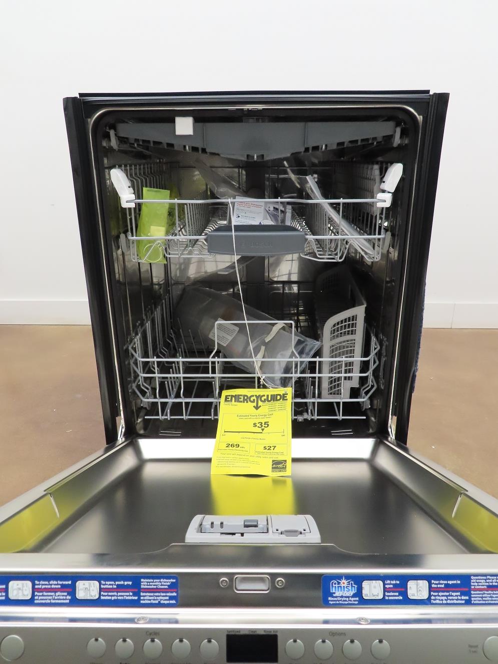 Bosch 300 Series 24" 44 dBA AquaStop Integrated Dishwasher SHVM63W53N