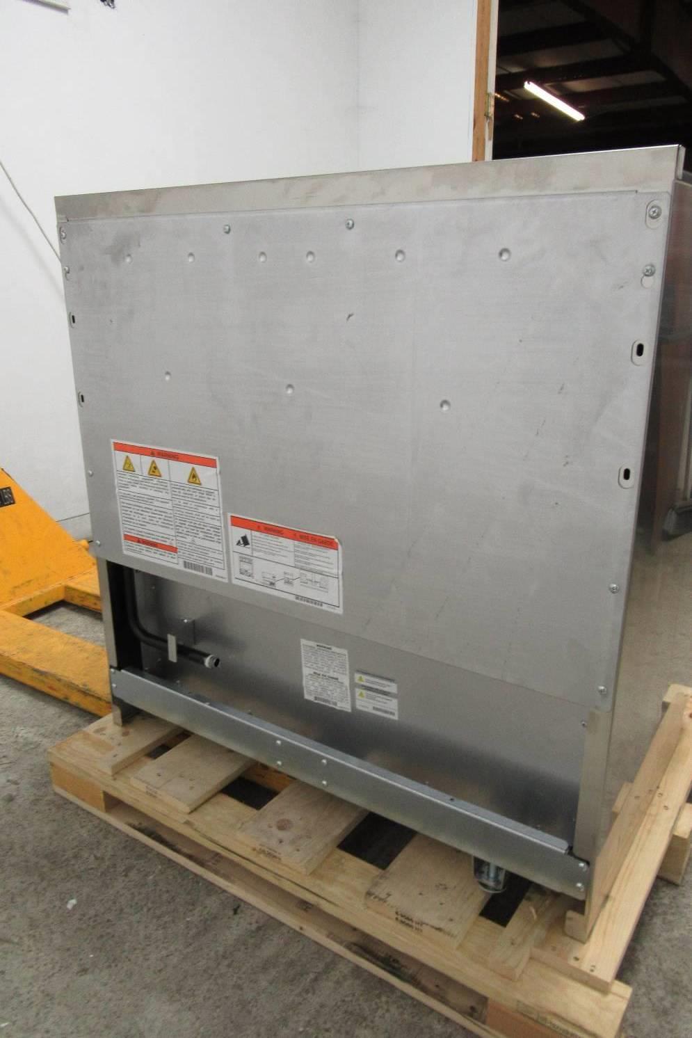 Wolf 36" SS 5.5 cu. ft. 6 DualStacked Sealed Burners ProStyle Gas