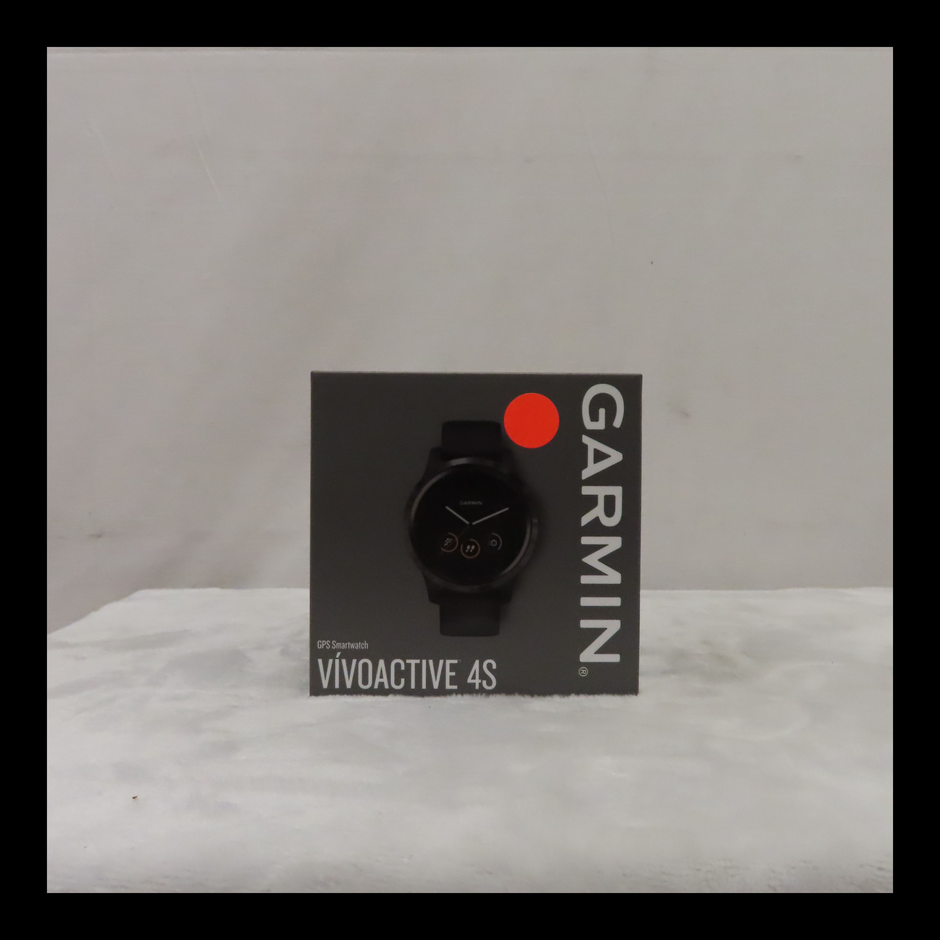 Garmin Vívoactive 4S 40mm Band GPS Running Watch - Black (N) 157892 | Being Patient