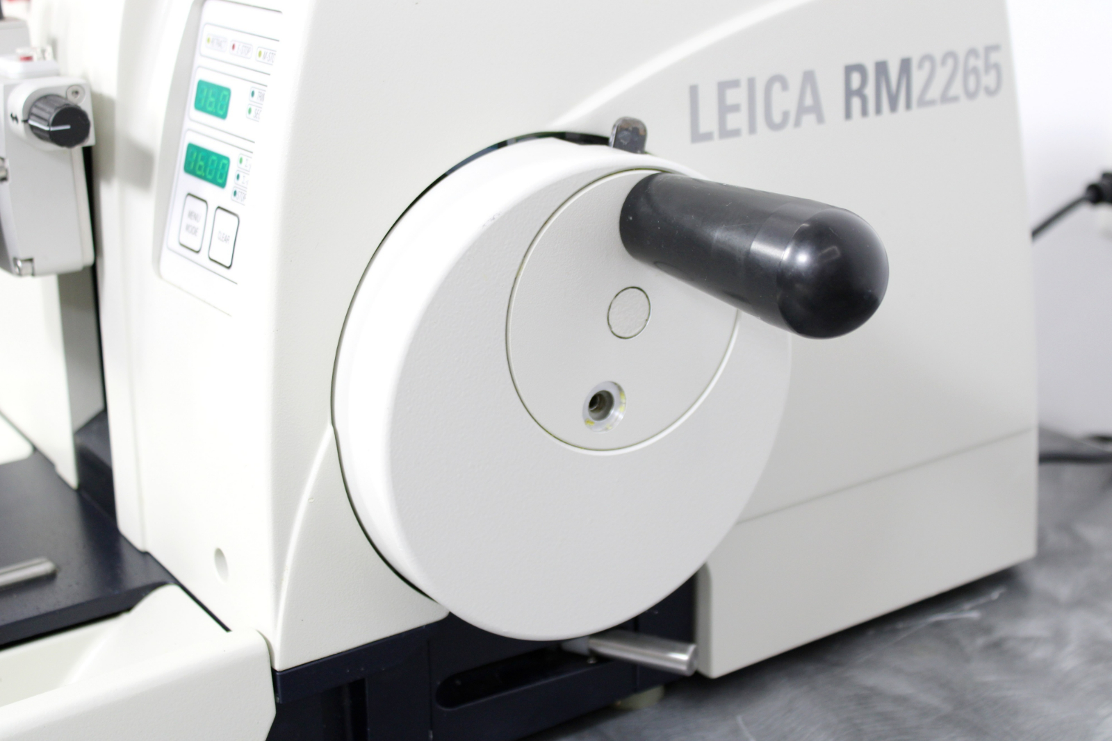 Leica Biosystems RM2265 Fully Automated Rotary Microtome, 55% OFF