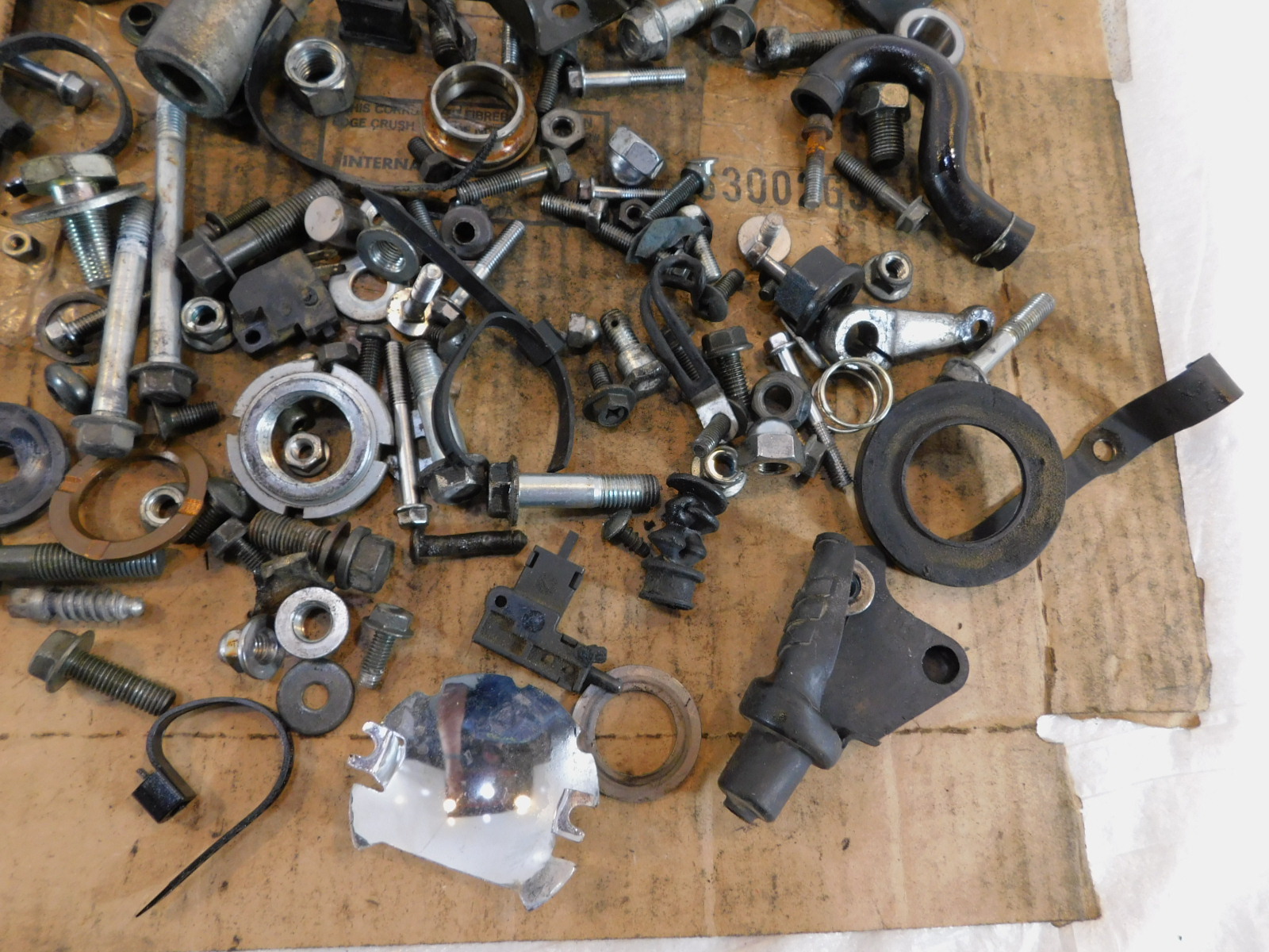 2006 Suzuki GZ250 Marauder 250 Misc Hardware Nuts Bolts Brackets