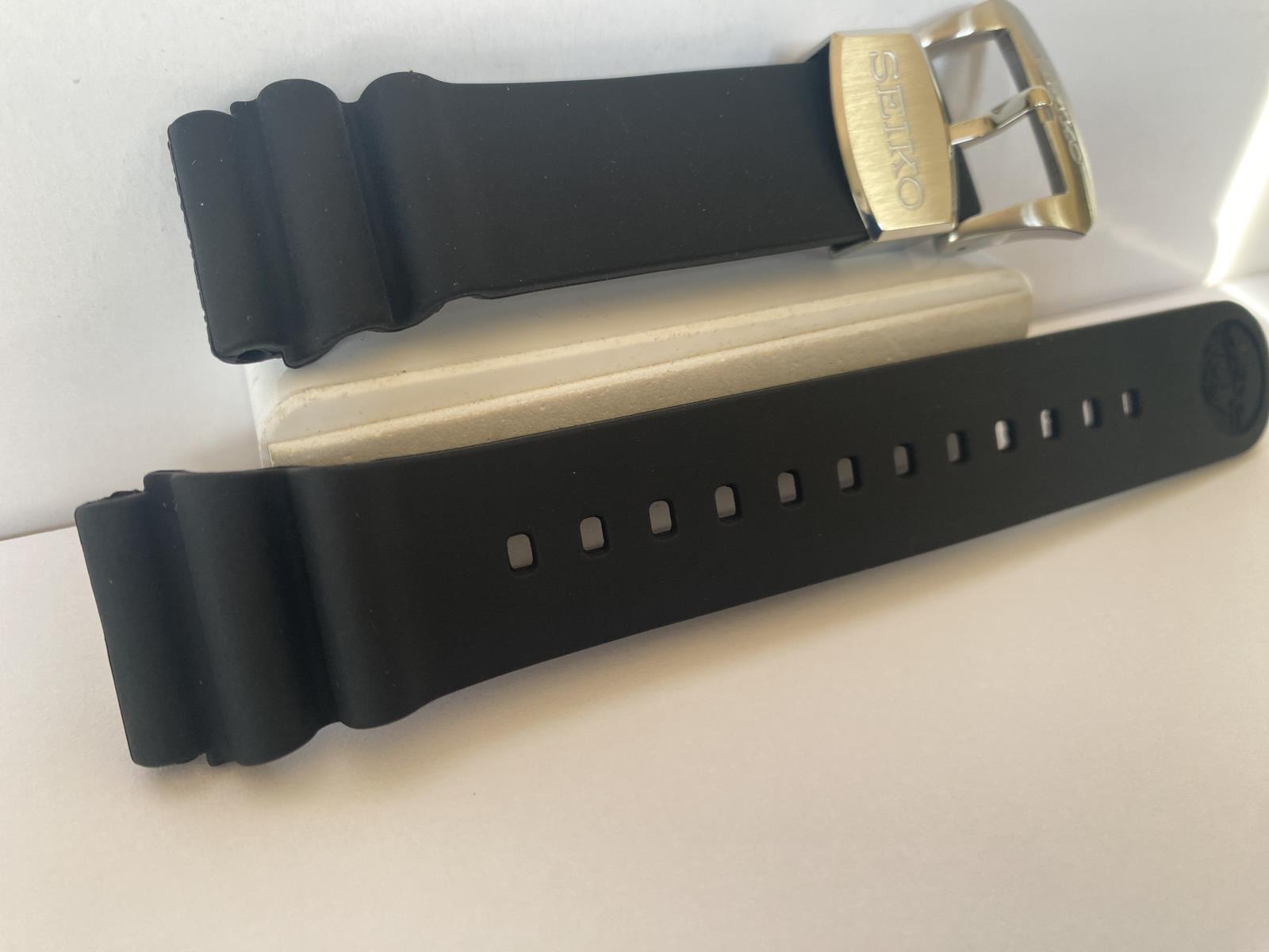 Seiko Prospex Men's Black Watch with Rubber Strap - 4R36