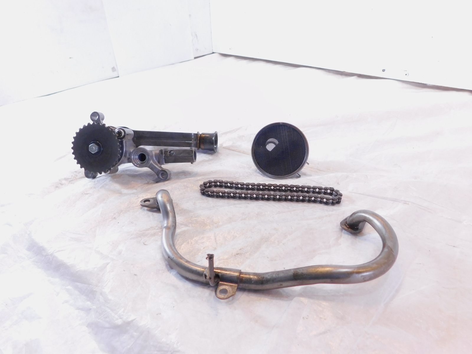 1983 Honda CX650 Custom & GL650 Silverwing Oil Pump w/ Chain & Straine