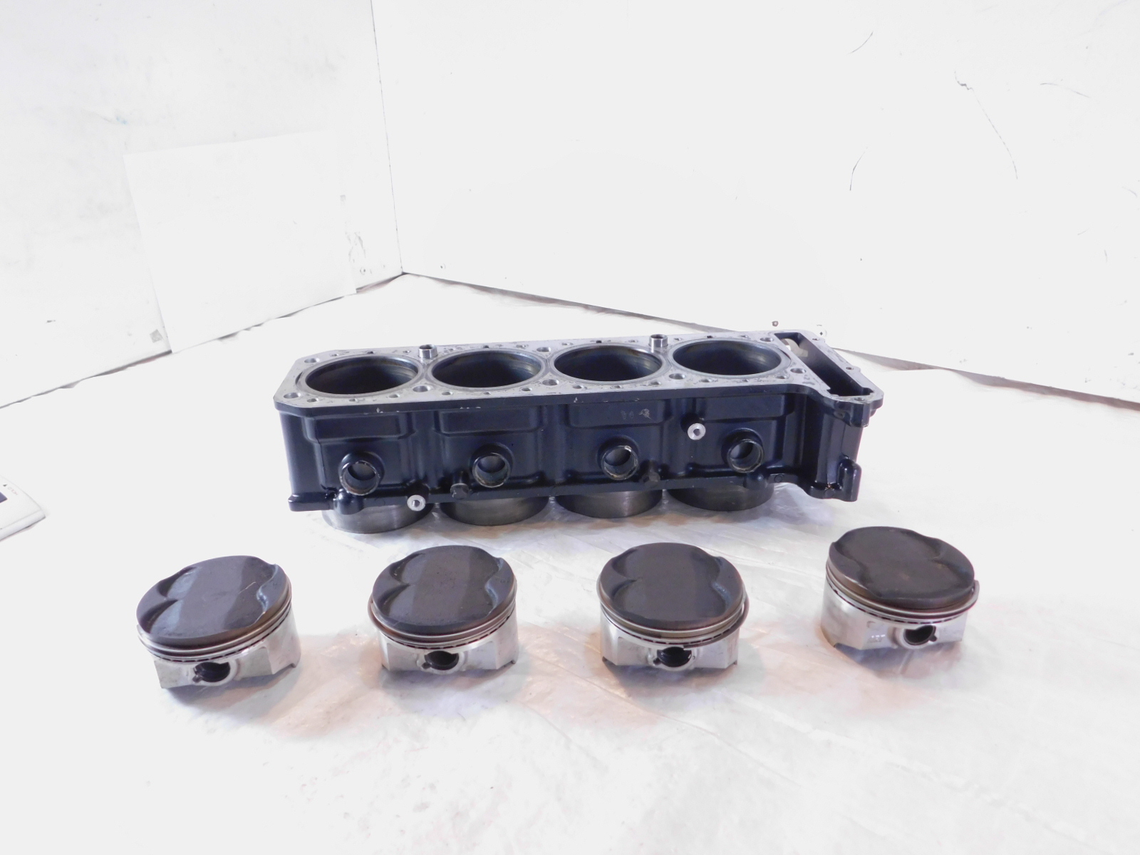 【Kz】 1999 & 2000 Kawasaki 1100 ZRX1100 ZR1100 Top Cylinder Head