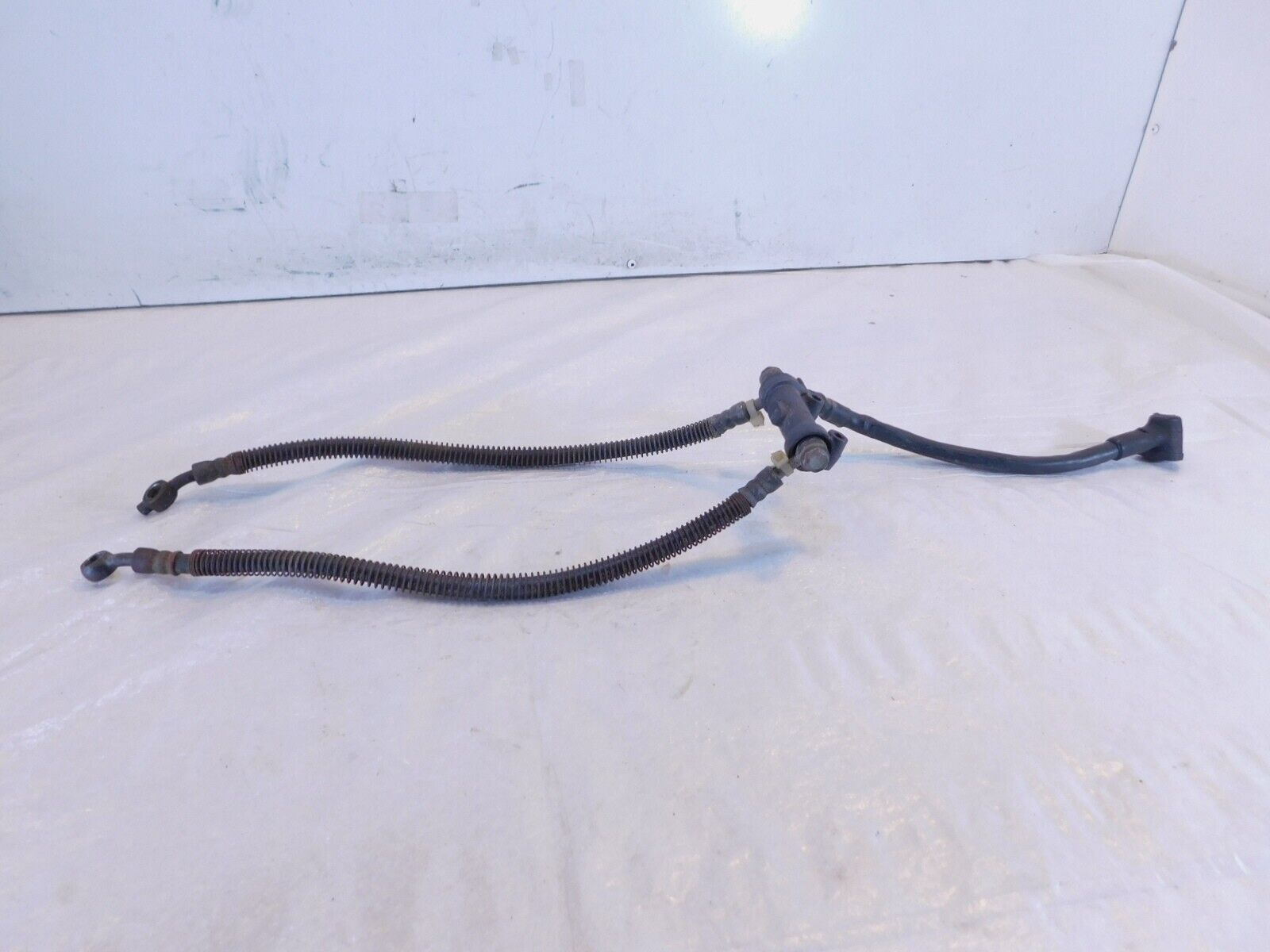 1990-1993 Kawasaki Ninja ZX6 ZX600D Front Wheel Brake Hose Pipe