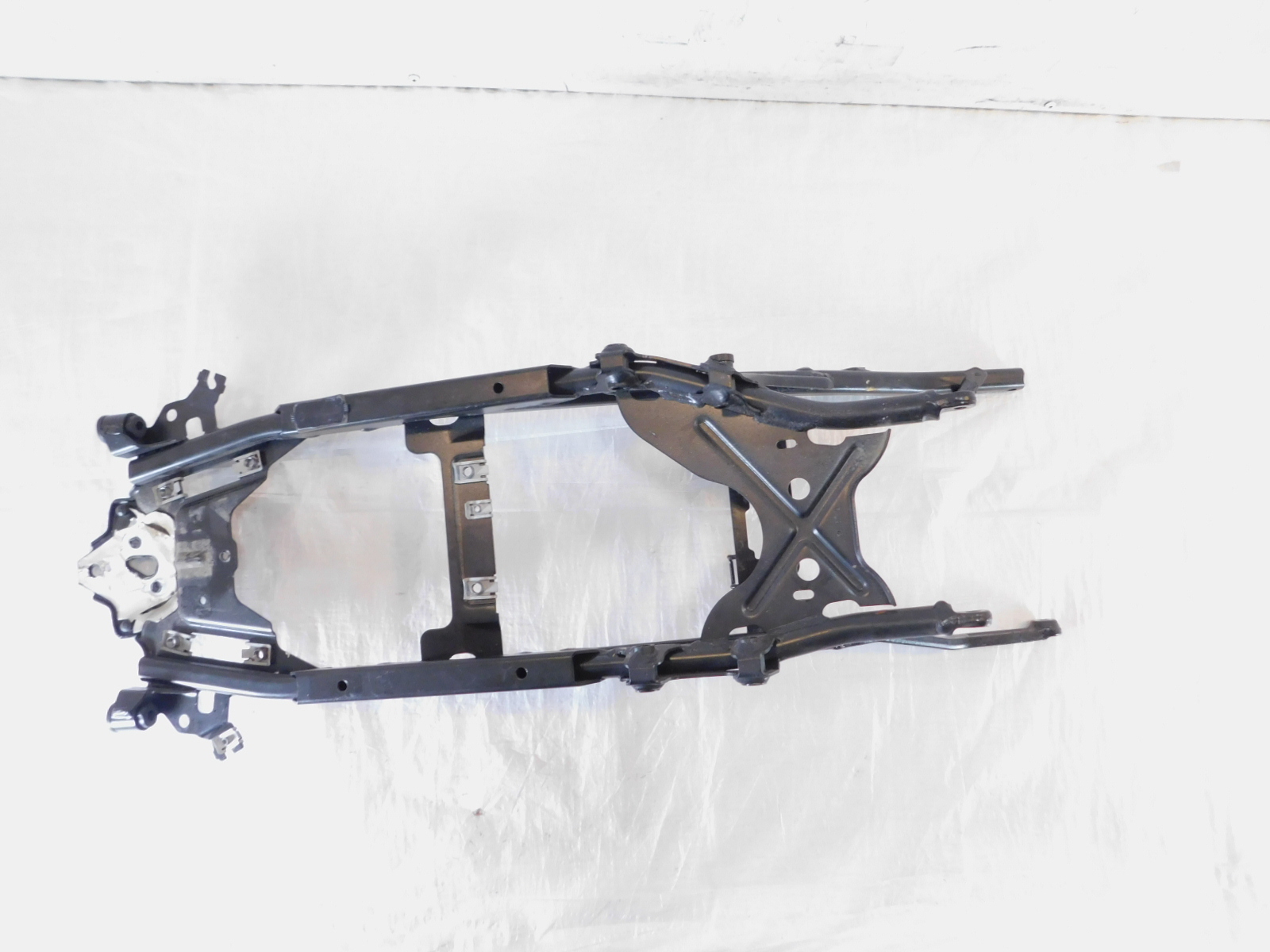 ハッピー 11-16 Aprilia Shiver 750 SL750 Rear Tail Section Seat Support