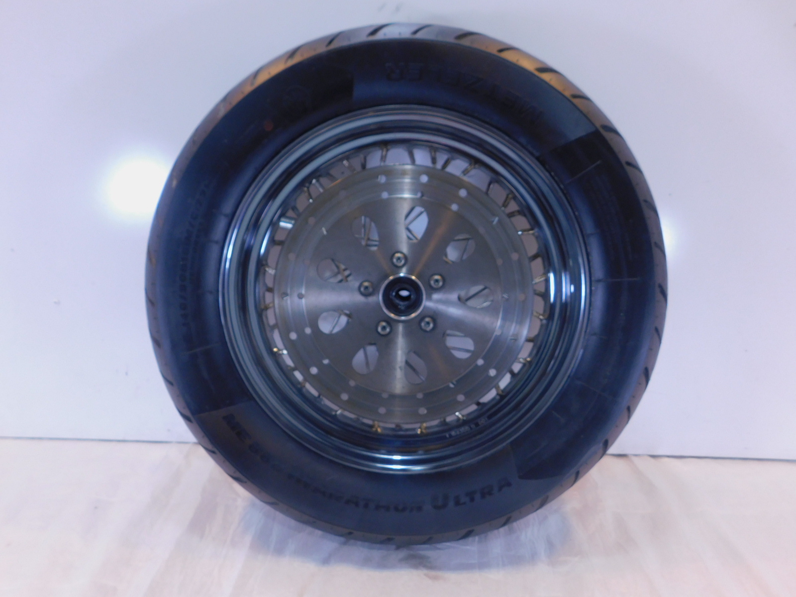 mi様 2000 2001 2002 & 2003 Indian Gilroy Scout Chrome Laced Rear Wheel