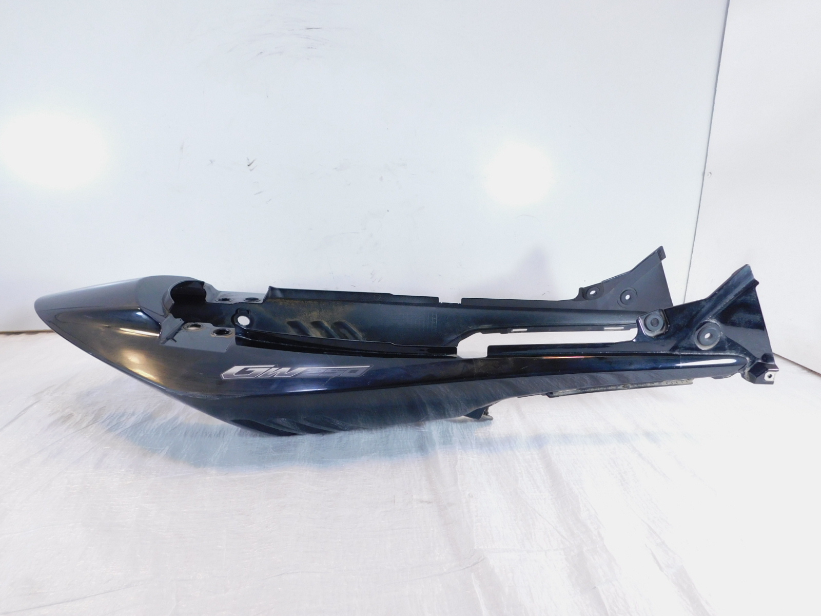 Suzuki GW250 Inazuma 250 L3 L4 L5 L7 Black Rear Seat Tail Section