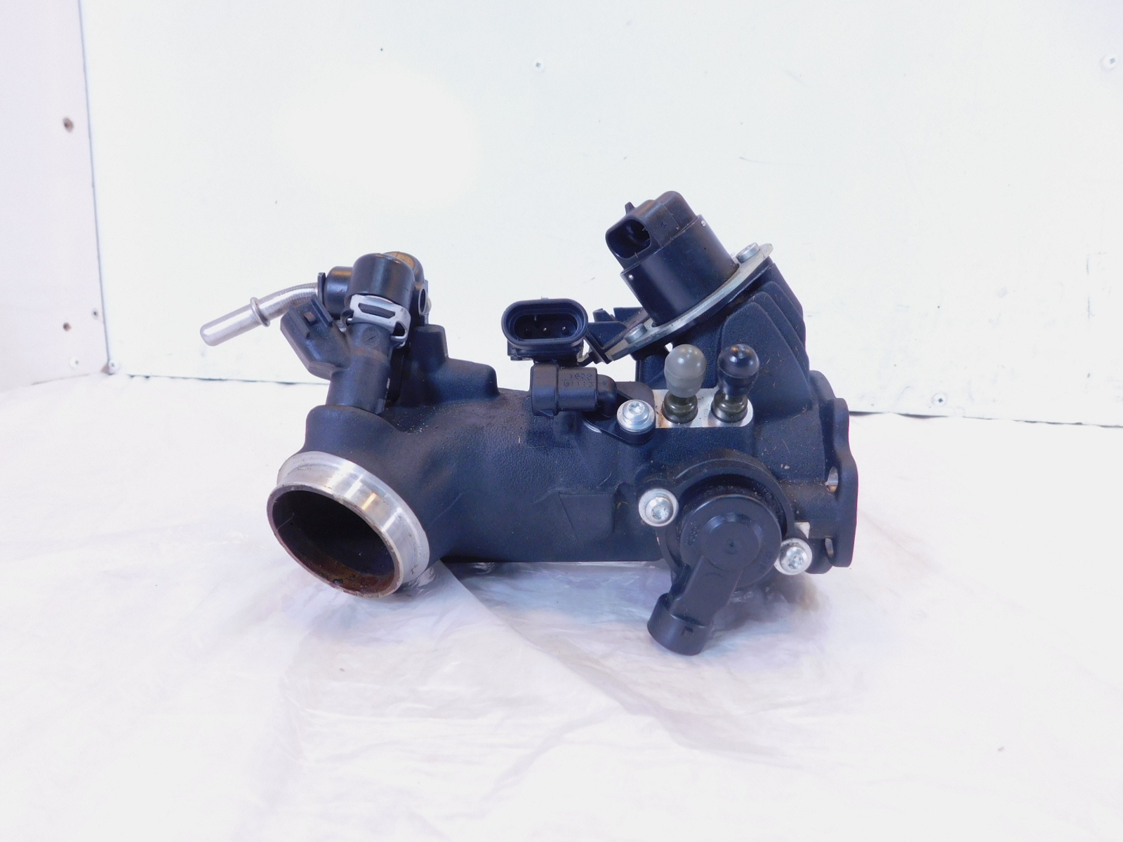 ボブ Harley Davidson Dyna & Softail Throttle Body Intake