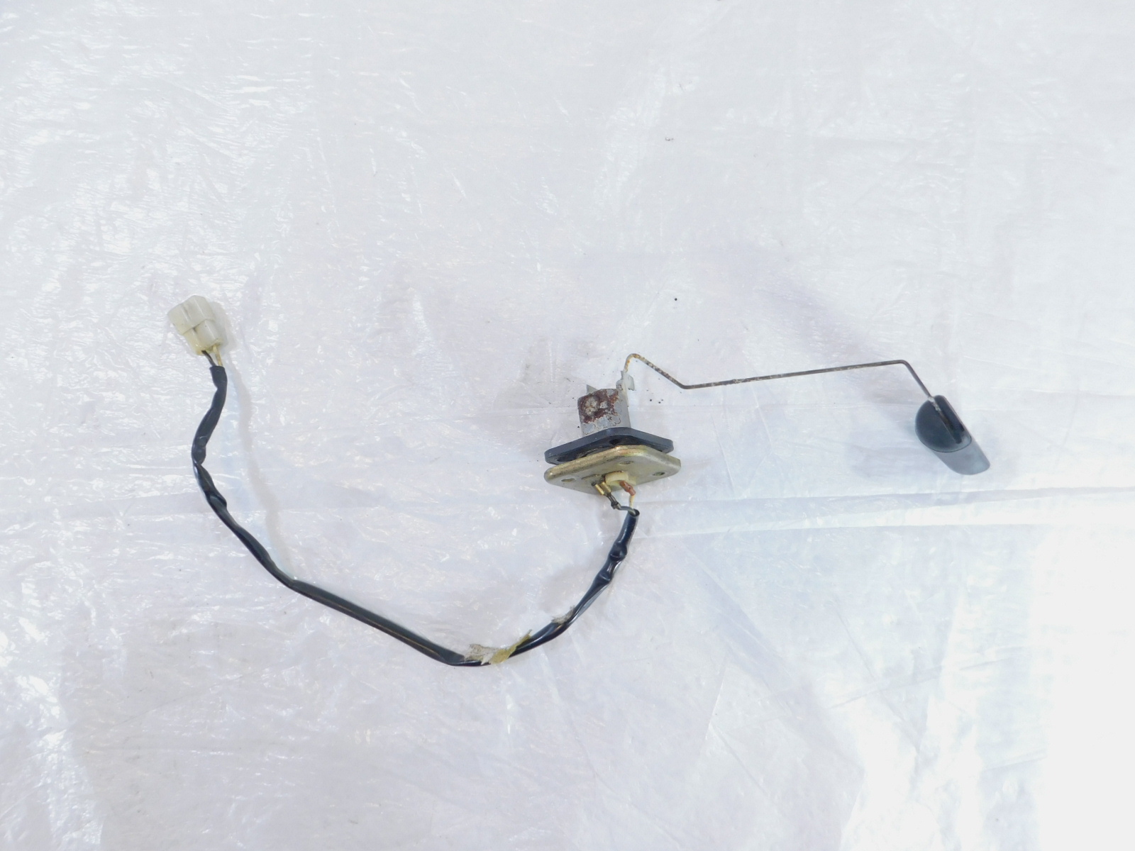 ST　100キロ Kawasaki Ninja 1000 1000R ZX1000 Fuel Gas Petrol Tank Level