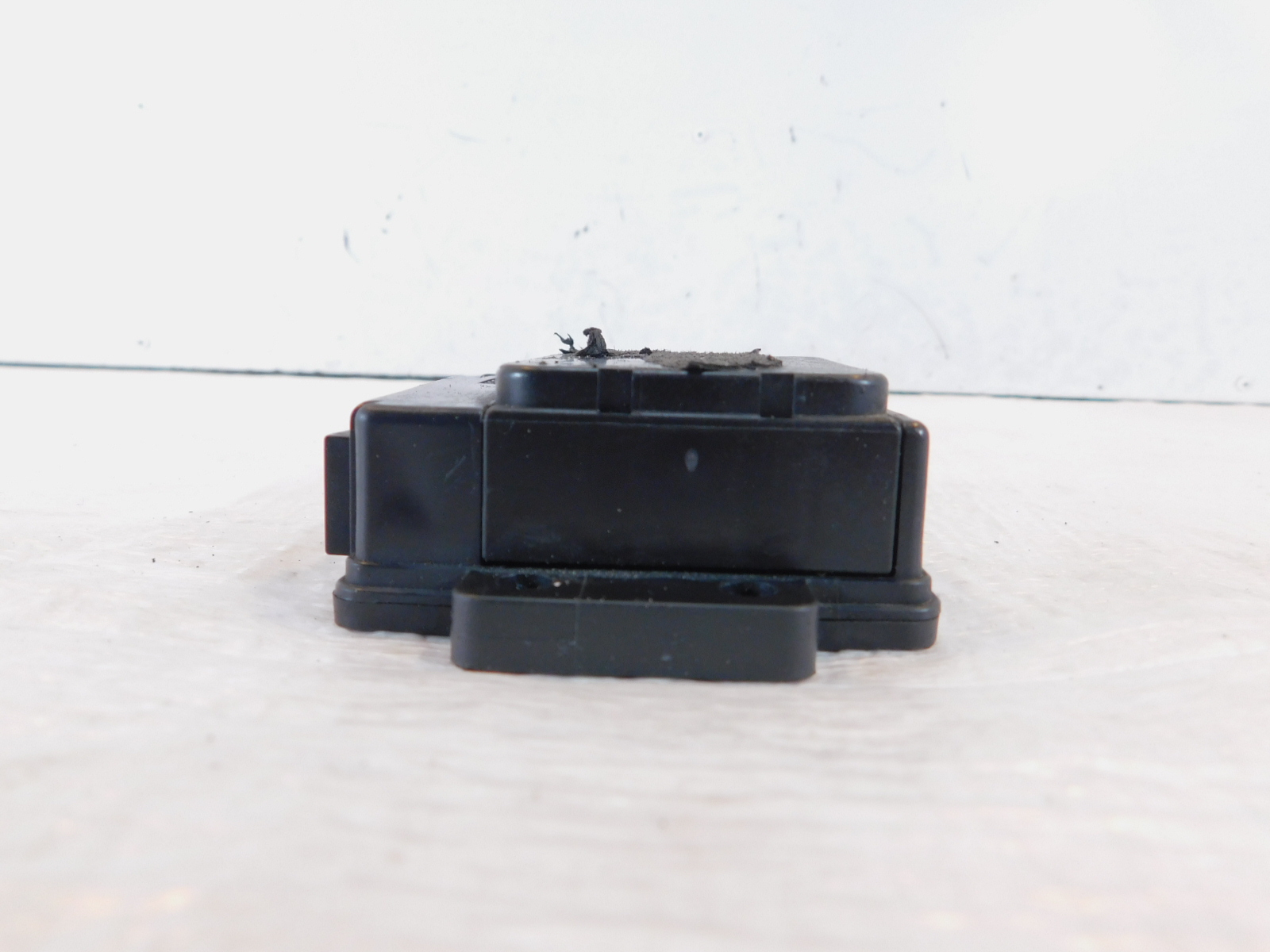 ୨୧ 2000-2005 Kawasaki ZR-750 ZR-7S Electrical Fuse Panel Relay