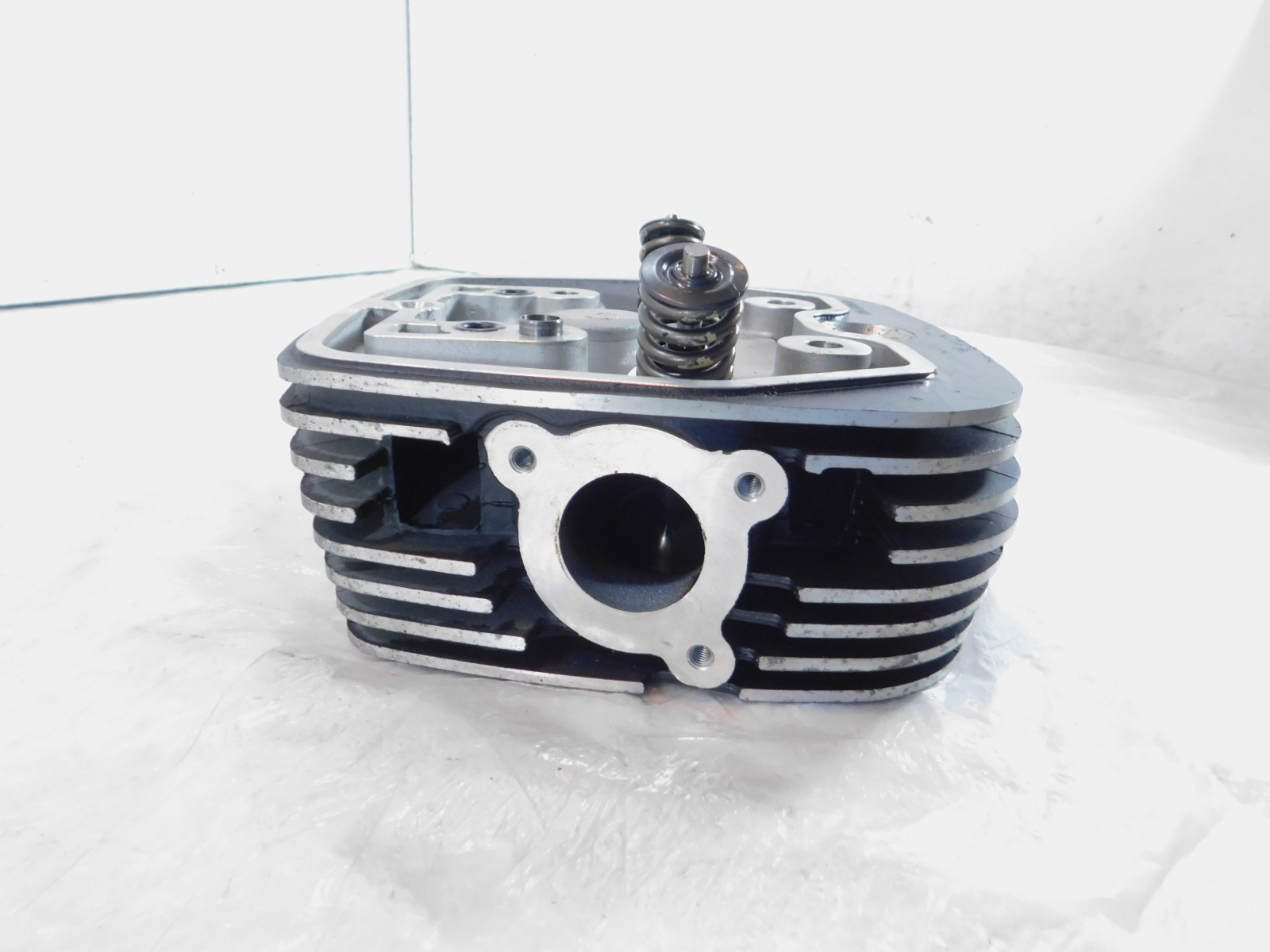 Moto Guzzi Special 750 V7 III & V9 850 Right Engine Motor Cylinder