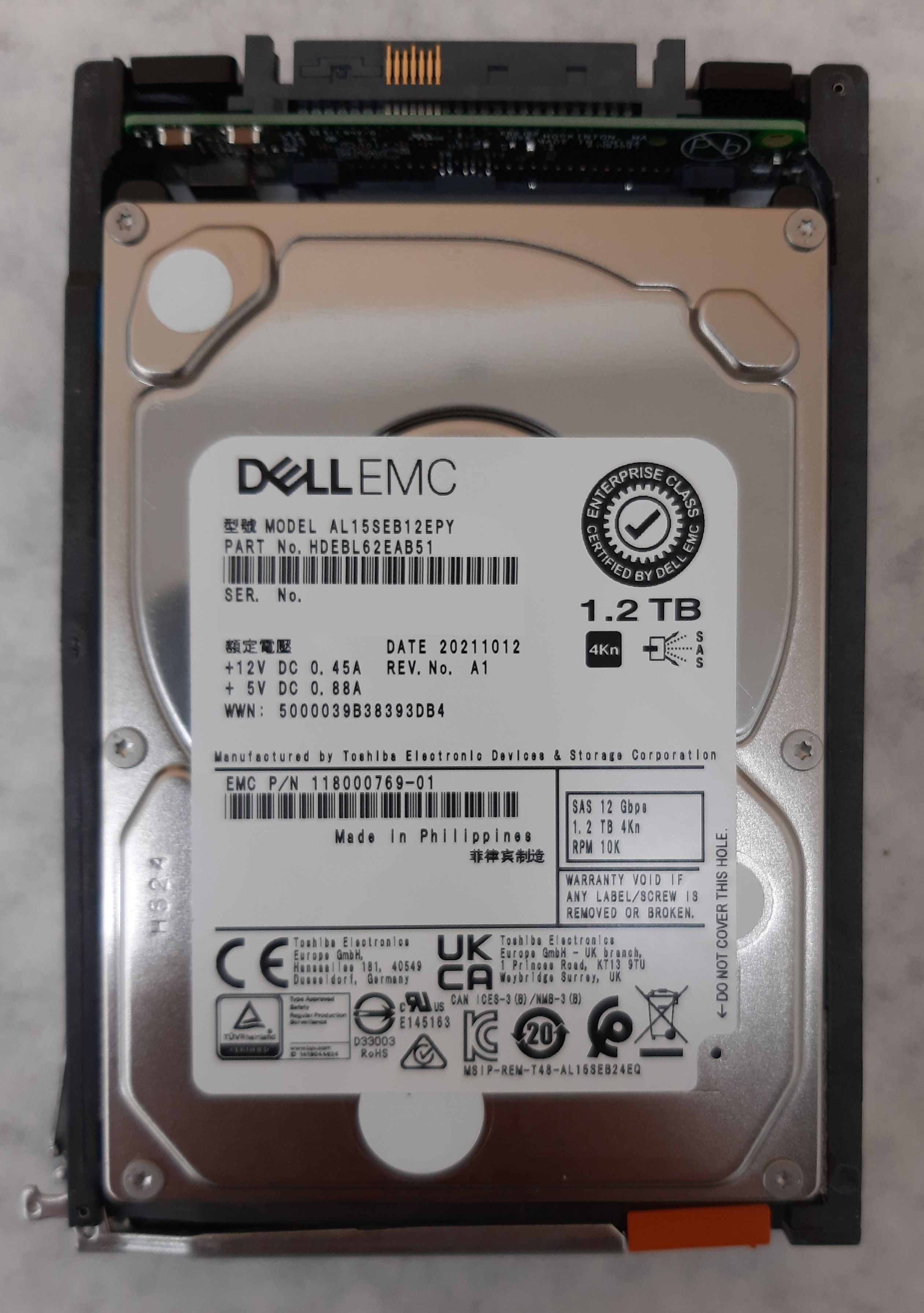Dell EMC 1.2 TB SAS HDD P/N 118000769-01 / HDEBL62EAB51